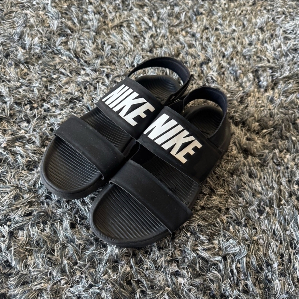 Nike Black Slide Sandals with Cushioned Sole